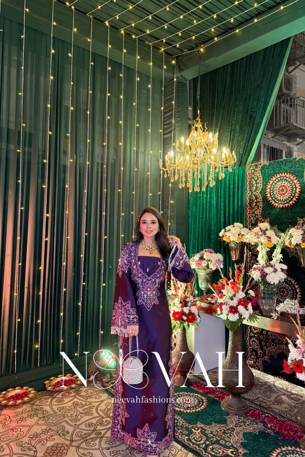 Silk kaaftaan embroidery