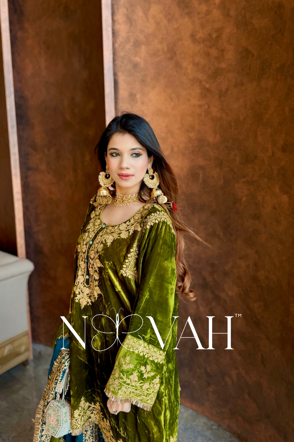 Pure velvet 3 pc suit with dupatta all embriodered