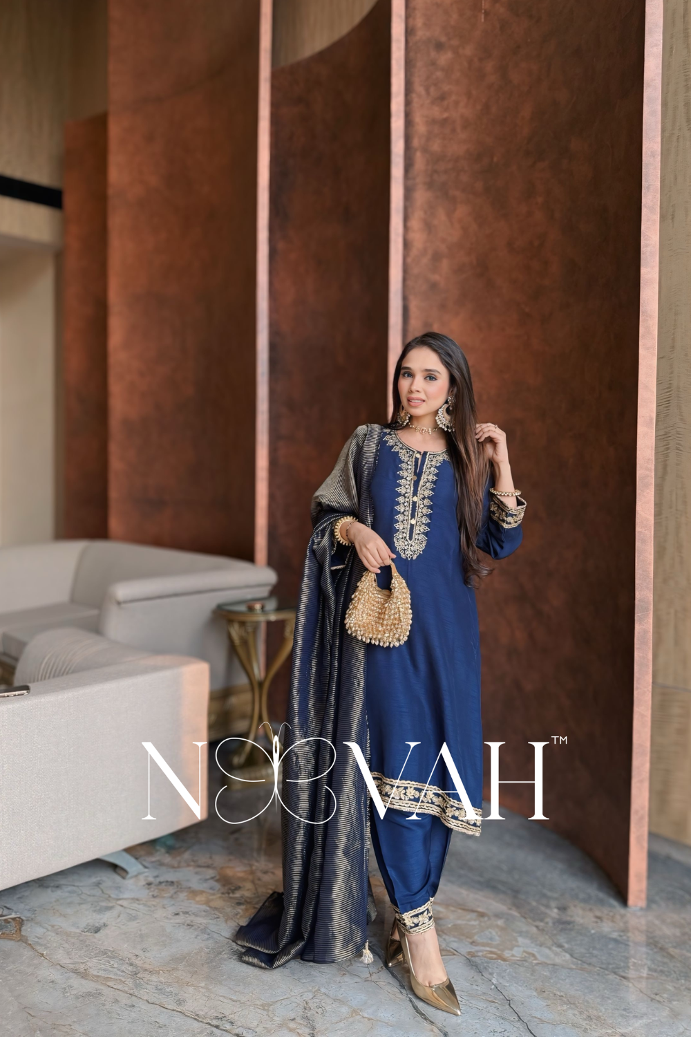 Pure silk 3 pc suit with embrioderies