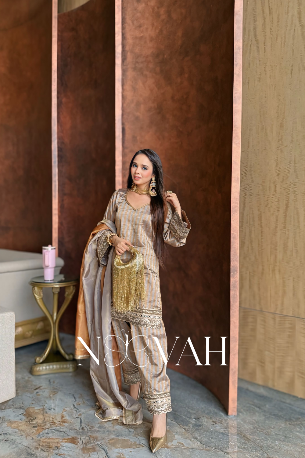 Pure tissue silk embriodered suit