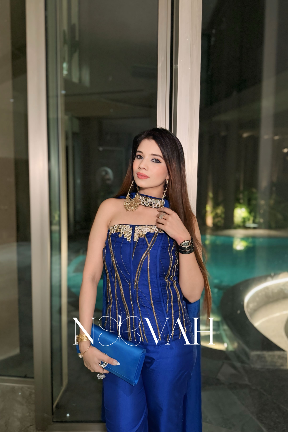 Pure silk cordset with Scandinavian scarf hand embriodered