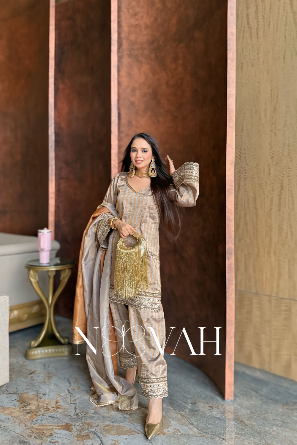 Pure tissue silk embriodered suit