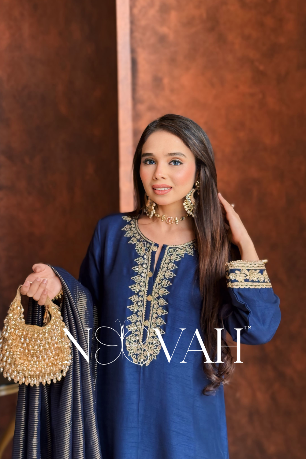 Pure silk 3 pc suit with embrioderies