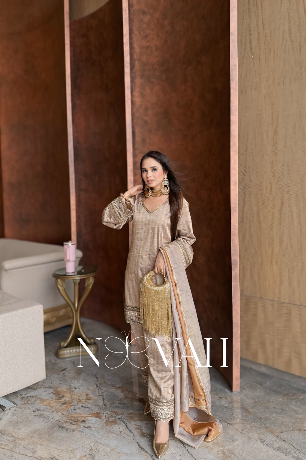 Pure tissue silk embriodered suit